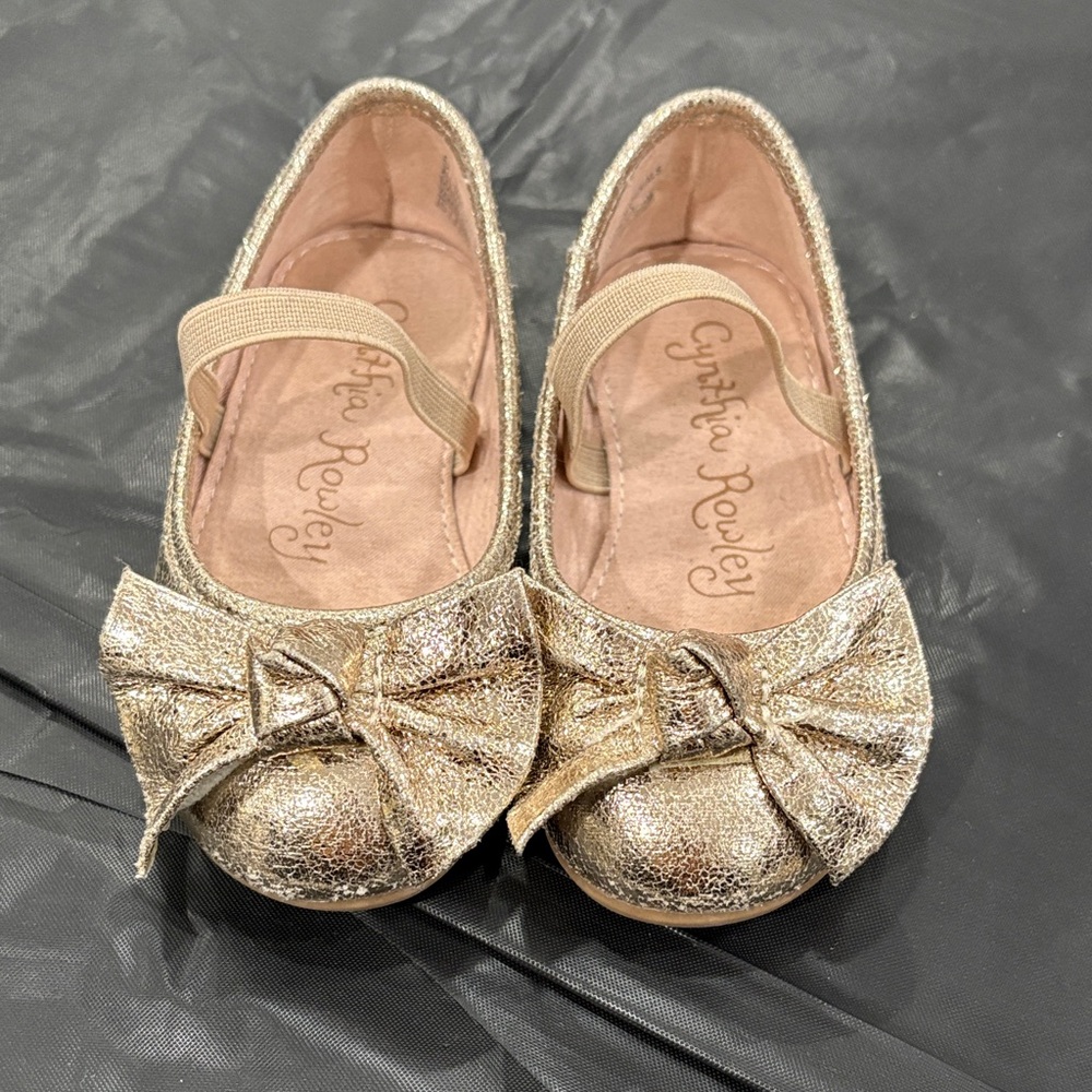 Cynthia Rowley Glittering Gold Dress Shoes